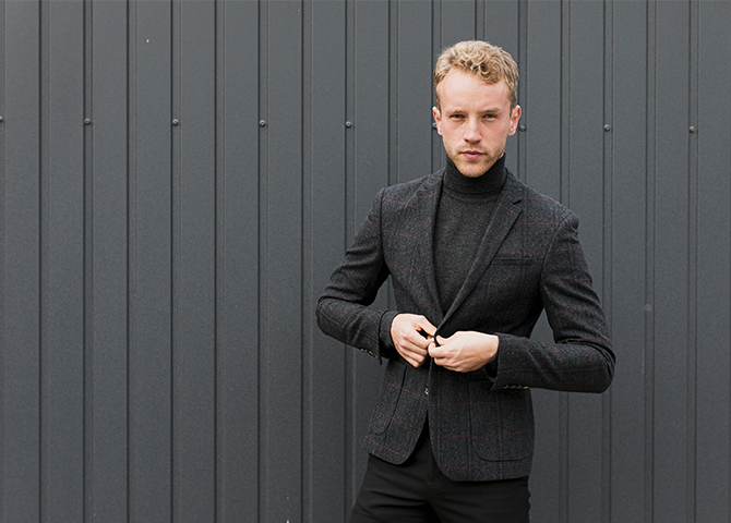The Art of Pairing a Crisp Black Shirt for a Polished, Stylish Look